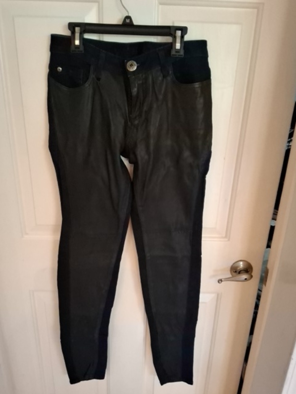 GUESS Black Faux Leather Skinny Pants